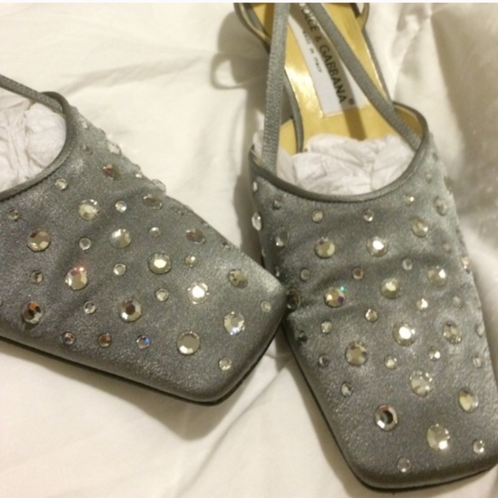 Dolce & Gabbana Satin and stones retro shoes